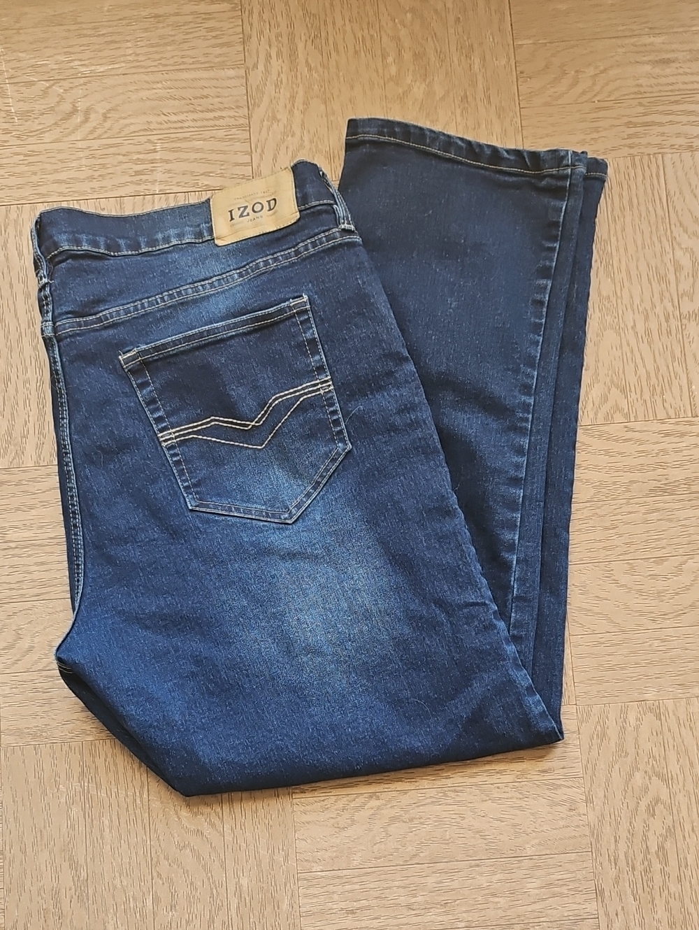 Izod Men's Blue Denim Jeans with Contrast Stitching